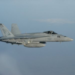 F-18EPre-tank