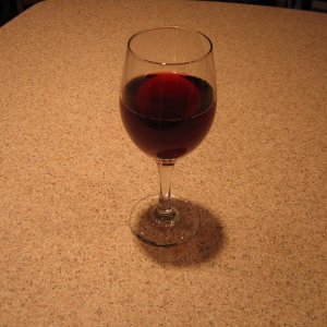 BottlingandTastingBlueberryApfelwein