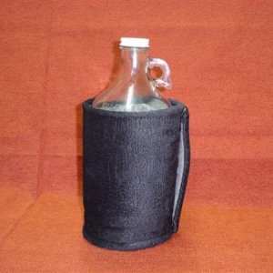 All GRIP Models keep beer colder than neoprene sleeves