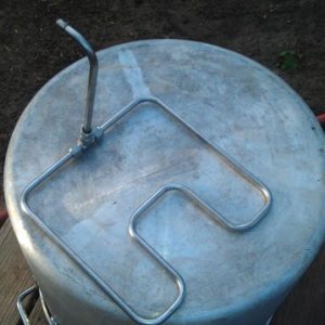 The new Stainless Sparge Arm thanks to our engineering half of our team! The tubing is actually 3/8 inch instead of half, had it on hand and with the low flow rates required for sparging we figured it would work just fine, and it does.