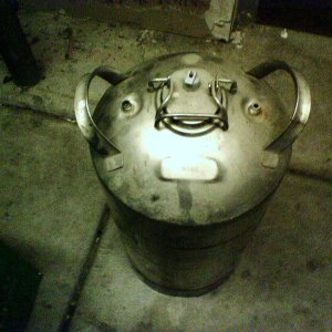 tengalloncornykeg