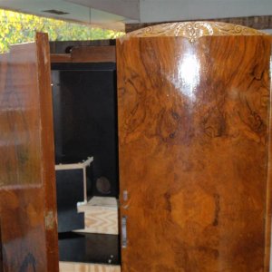 barmoire_10292009_2_