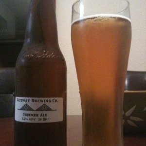 SummerAleBottleandGlass