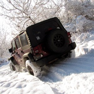 Jeep_Snow_2009_4_RS