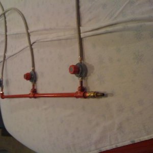 Gas manifold