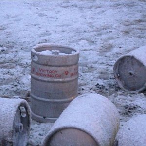 kegs_in_snow