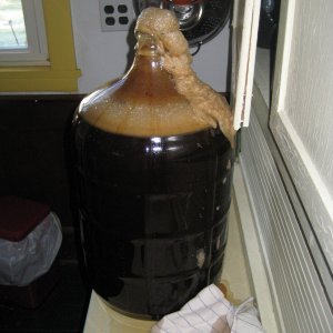 Beer_explosion_001