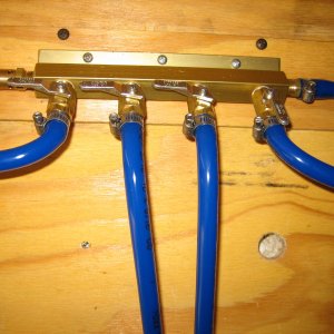 4wayairDistributor