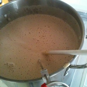 22512BrewDay--ArrogantBastardAle