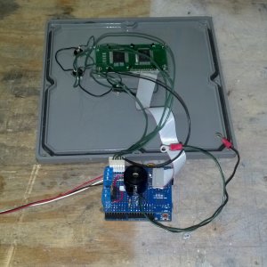 Controller wired to LCD and pushbuttons