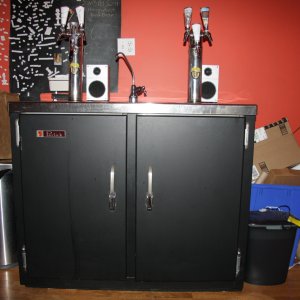 Pibbles Brewing keg cooler