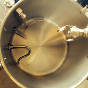 Boil Kettle with hardware.