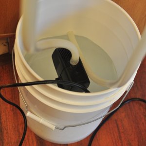 Submersible pump