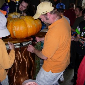 PouringthePumpkinAleatElysianBrewinginSeattle