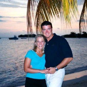 HOmeymooncouple2