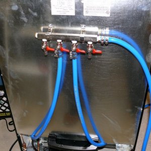 7451-Gas_Manifold_Installed_1