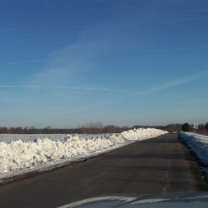SnowPilesYesterdayInBuffaloArea