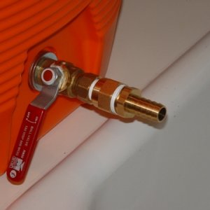 3380-10-gal_MLT_outside_small