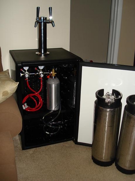 10254-SmallKegerator.JPG