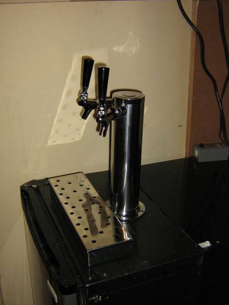 Keggerator_done_002.jpg