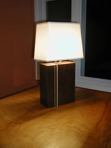 Walnut_Lamp1.jpg