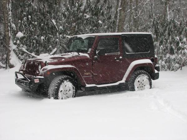 snowy_jeep_small_1.JPG