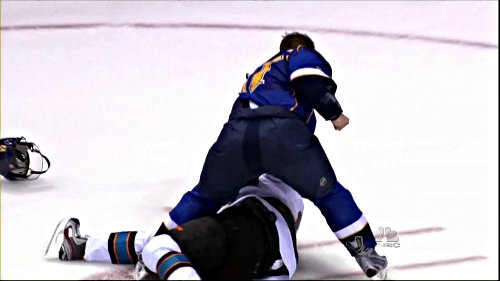 blues_sobotka_moore_fight2_14april12.jpg