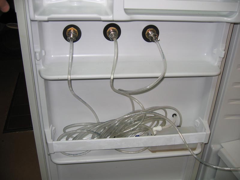 kegerator_insidedoor.jpg