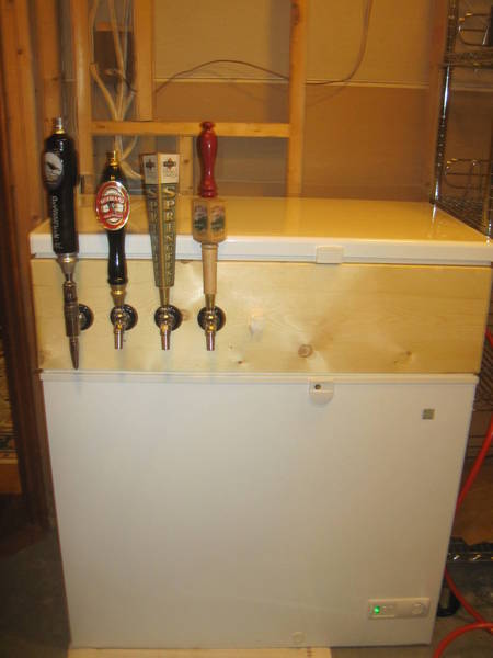 keezer_front1.JPG