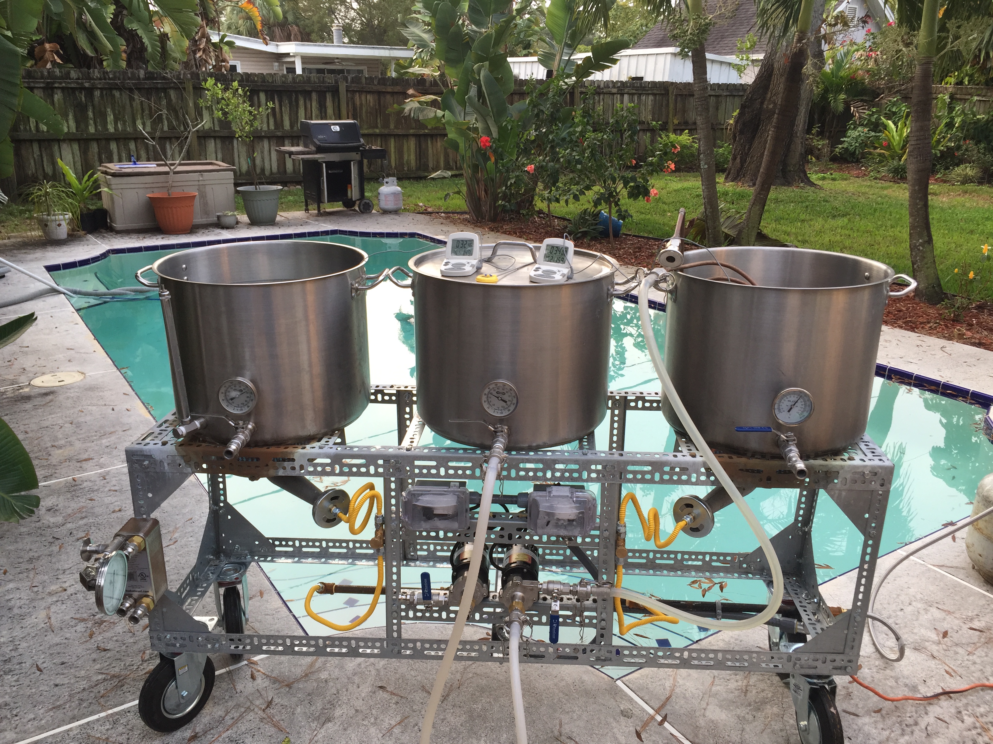 brew-rig-3-vessel-with-pumps.jpg